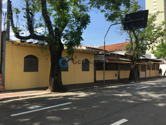 Ponto comercial de 408,00m² - Centro