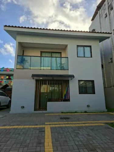 Imóvel para aluguel possui 60 metros quadrados com 2 quartos