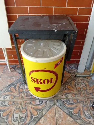 Kit cooler+Mesa de ferro multiuso