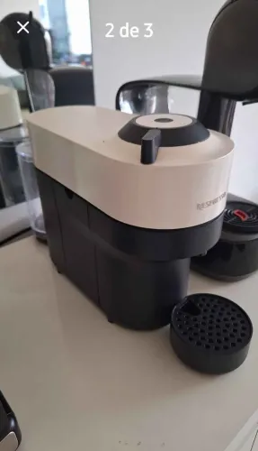 Cafeteira Nespresso e dolce gusto