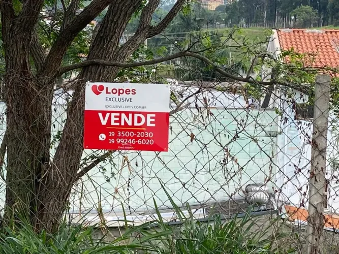 Terreno à venda no Centro, Vinhedo - SP