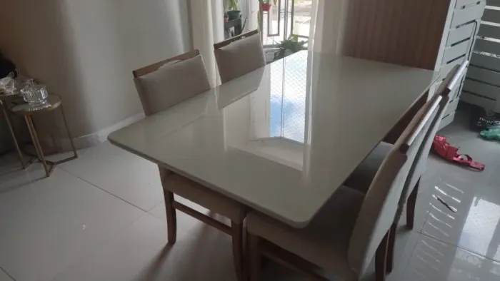 Mesa para sala de Jantar - R$ 899,00