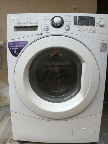 Lava e seca que é uma beleza. Maquina da LG 8,5Kg