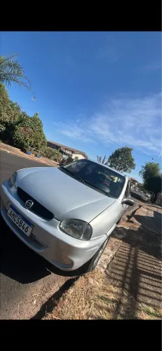 Chevrolet Corsa SED Class.life 1.0/1.0 Flexpower (álcool) 2005
