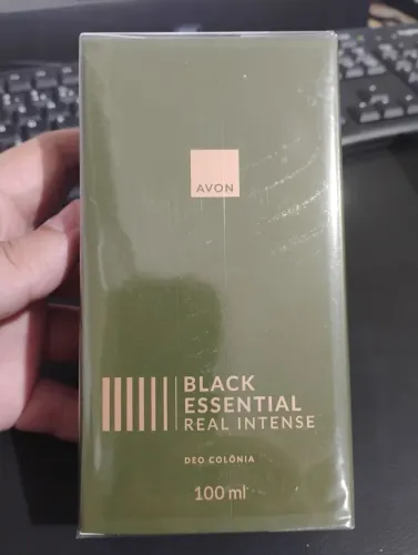 Vendo Avon Black Essential Real Intense (100 ml) lacrado