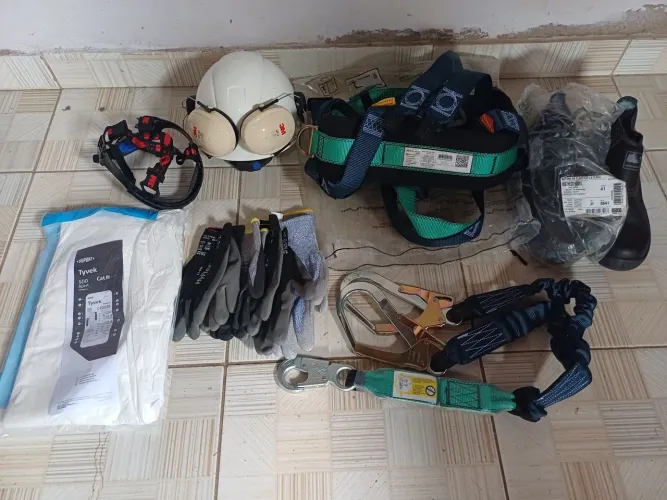 Cinto de segurança e kit de segurança 