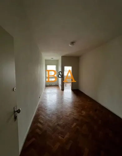 Apartamento à Venda - 2 Quartos Dependência Tijuca