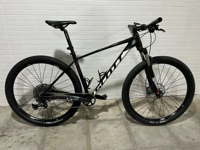 Bicicleta scott scale 980 2020