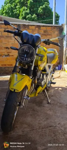 Vendo Twister 2008 em meu nome só transferir $16,000 ou troco por carro