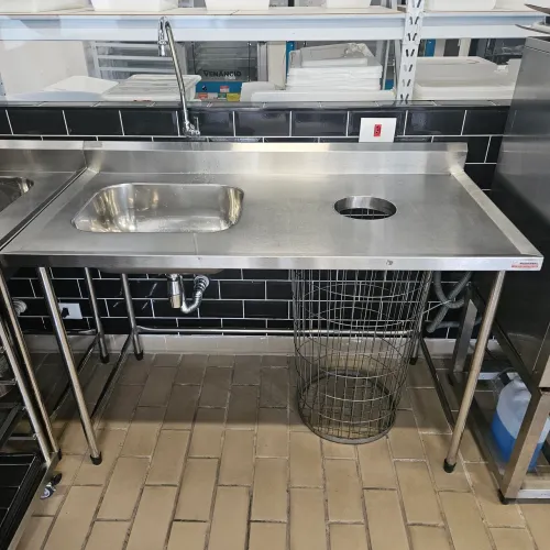 Pia de aço inox 1,40m com cuba 50x40cm e furo para detritos completa pia, torneira, sifao