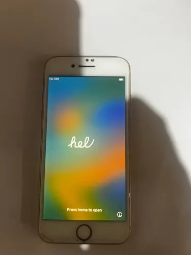 iPhone 8 champanhe