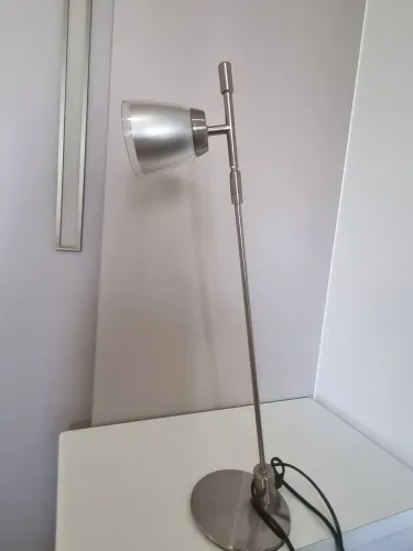 Luminária de mesa inox articulada