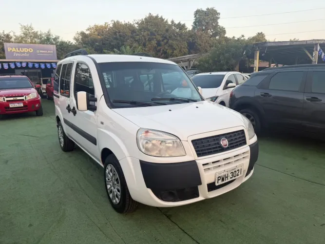 Fiat Doblo Attractive 1.4 Fire Flex 8V 5P 2015