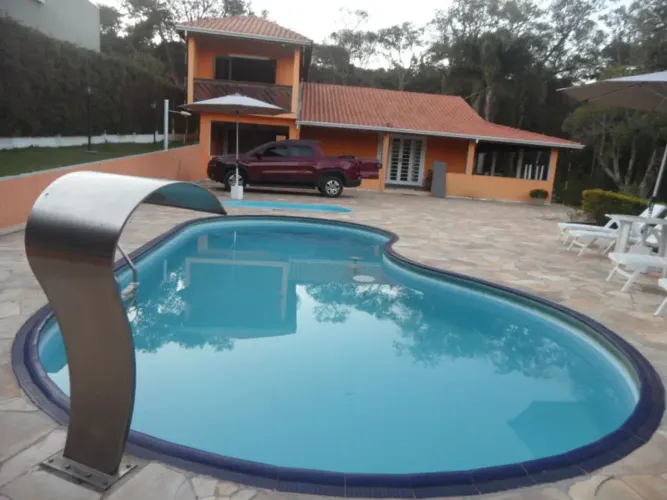 Ibiúna; Chácara em Condomínio Alto Padrão Acesso p/Represa; Olha só; 2.137,00m2 p/Grandes
