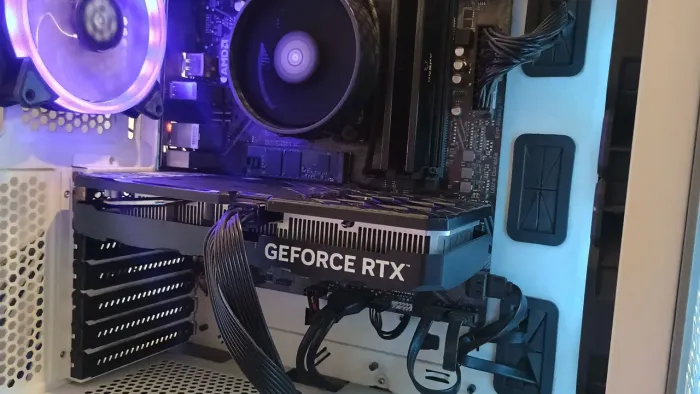 RTX 4060 8gb
