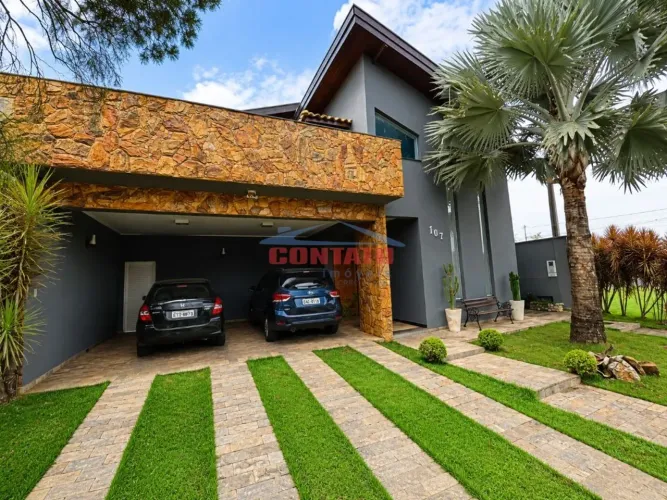 Casa à Venda e Locação em São Carlos com Piscina e Suítes