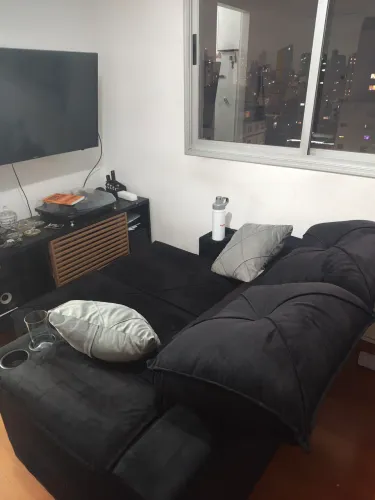 Sofá retrátil 2 lugares (154 cm) - Excelente estado