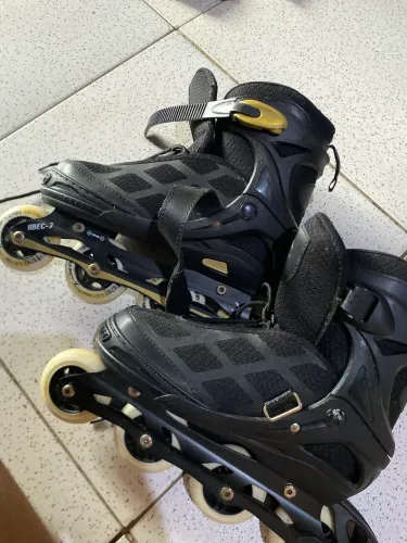 Vendo patins oxer pixel whells inline (um ano de uso), ajustável 37-40 -Ananindeua Pará