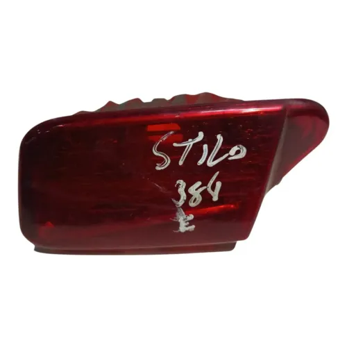 Lanterna Traseira Esquerd Fiat Stilo 2003 2004 2005 A 2010 Esquerdo/motorista Vermelha