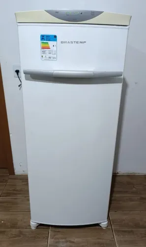 Freezer vertical Brastemp 260lt Frost Free em Perfeito Estado!