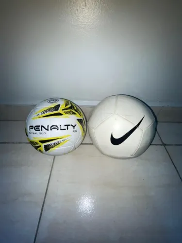 Bolas de Futebol (Nike + Penalty Futsal)