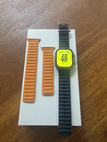 Apple Watch Ultra 2 com 3 Pulseiras