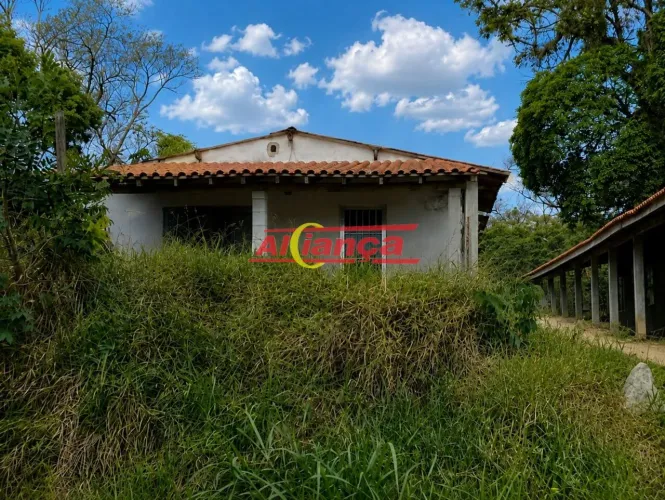 Chácara! Investimento e Lazer: Oportunidade Única no Paraíso da Cantareira, em Mairiporã!