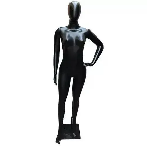 Manequim com / 3 braços femenina com pose 199,90