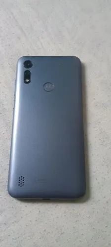Vendo moto G e6s 