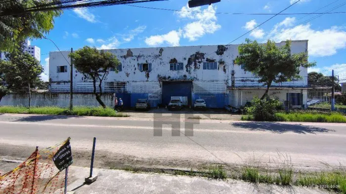 Galpão Comercial de 1.100m² à venda, localizado na Imbiribeira, Recife - Pernambuco.