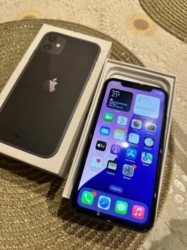 iPhone 11 