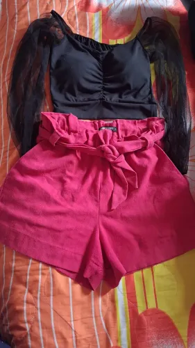 Shorts e blusinha