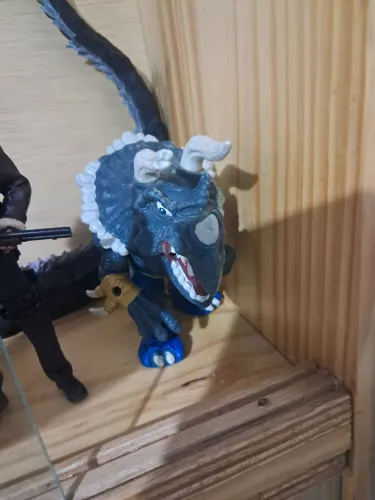 Extreme Dinosaurs 