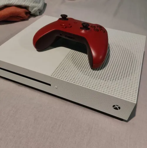 X Box one s de 1 terabyte (Semi novo)