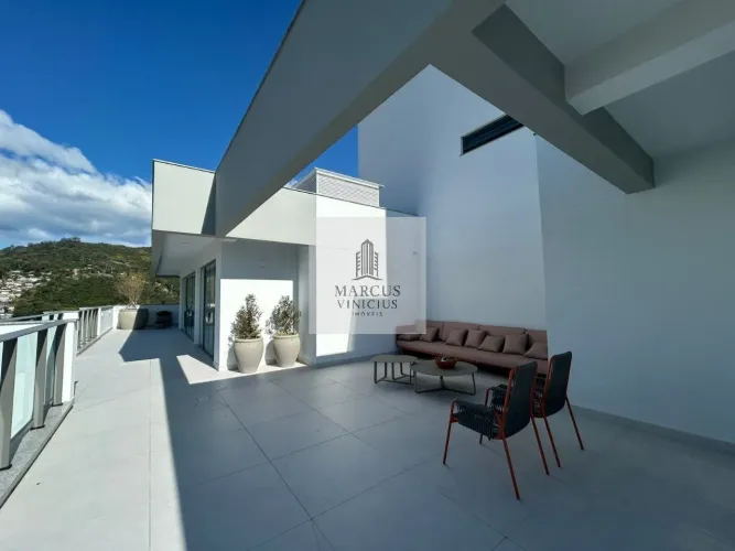 Apartamento à venda na Carvoeira, Florianópolis-SC: 2 quartos, 1 suíte, 2 salas, 1 vaga de