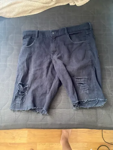Short Jeans Rasgado Preto - Polo Wear