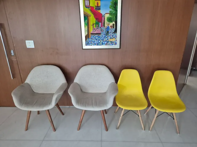 4 Cadeiras confortáveis