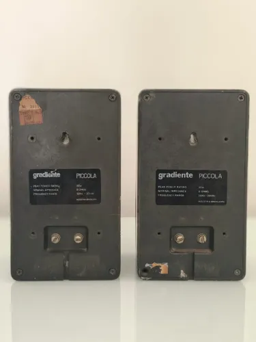 Caixas acústicas Gradiente Piccola