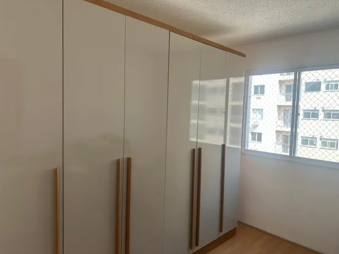 Guarda Roupa 6 portas grande