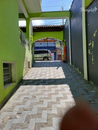 Santo André  Sobrado a venda com 315 m² 3 Quartos 4 Banheiros 10 Vagas: Permuta
