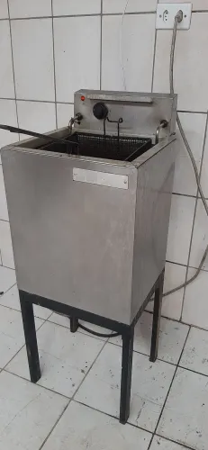 Fritadeira profissional água e óleo 18 litros 220v funcionando perfeitamente São Vicente