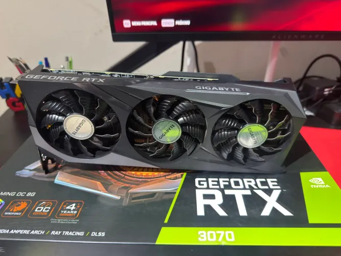 Placa de Vídeo Gigabyte RTX 3070 Gaming OC 8G - Impecável na Caixa