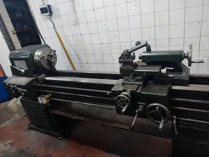 Torno mecânico