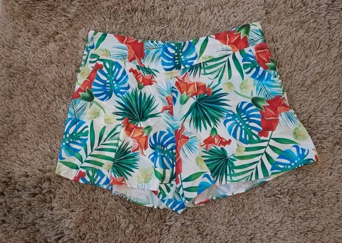 Short florido
