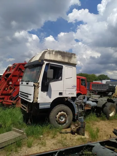 Travessa dianteiro Iveco Eurocargo.