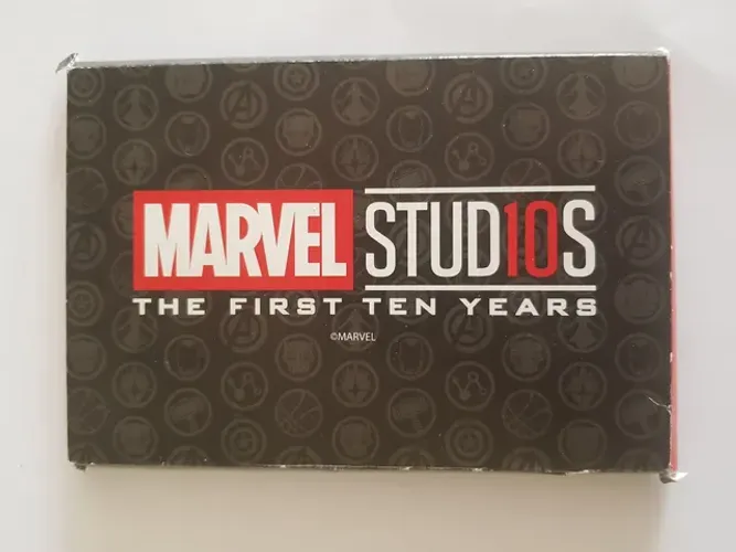 Cartão postal comemprativo marvel 10 anos
