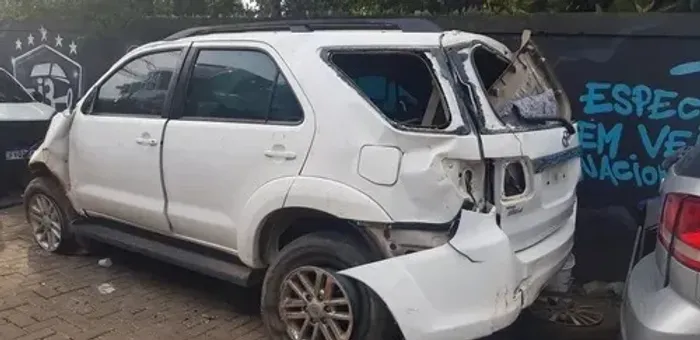 Sucata Hilux Sw4 3.0 Diesel 2015 - retirada de peças