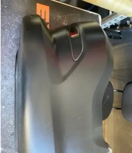 Ponteira Polaina Traseira Direita Fiat Strada 2020 2021 S/Furo Original