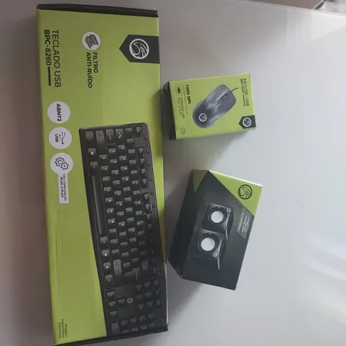 Kit Teclado ,Mouse e caixa de som