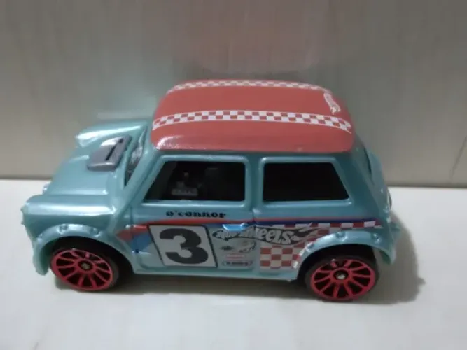 Hot Wheels Morris Mini - coleção 2000